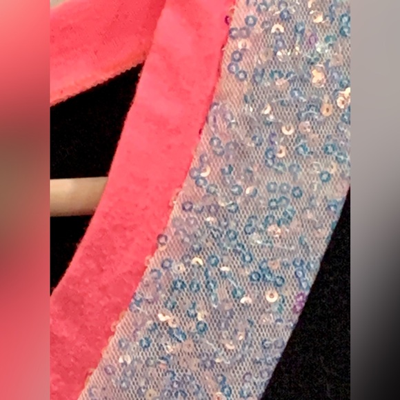 Black, pink and sequin tee - Picture 3 of 4